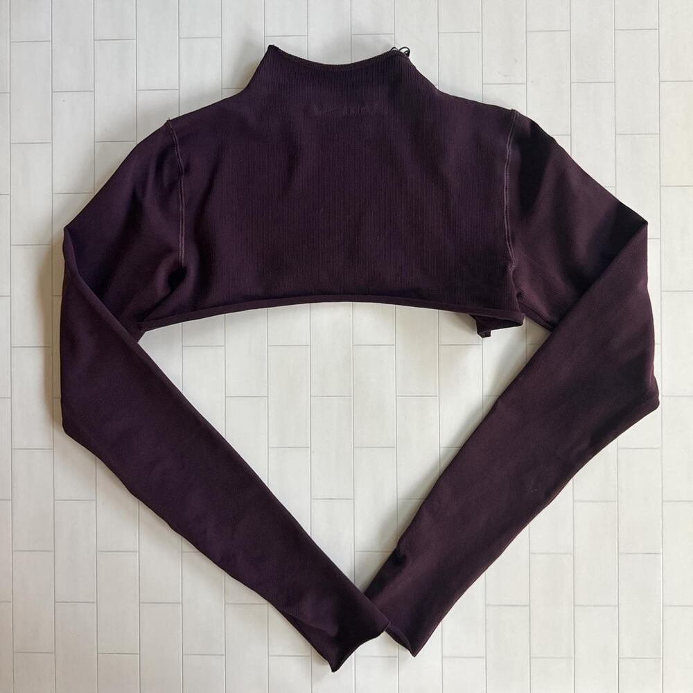 NWT SKIMS x Nike Vintage Seamless Shrug - Currant M* - Picture 2 of 4